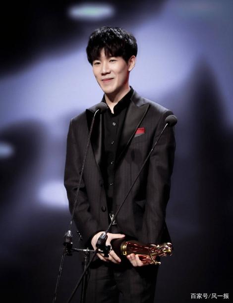 Faker谈游戏环境：单排没以前有趣，没有那种翻盘的情况了